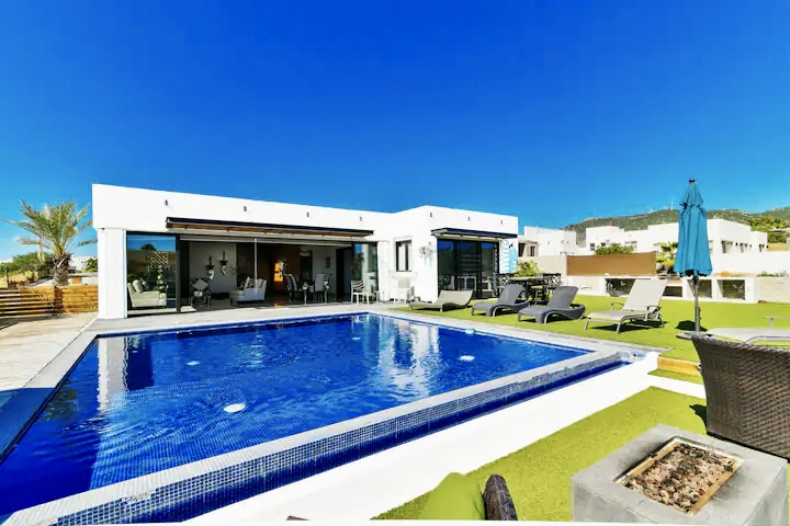 OCEANVIEW VILLA V-CDU